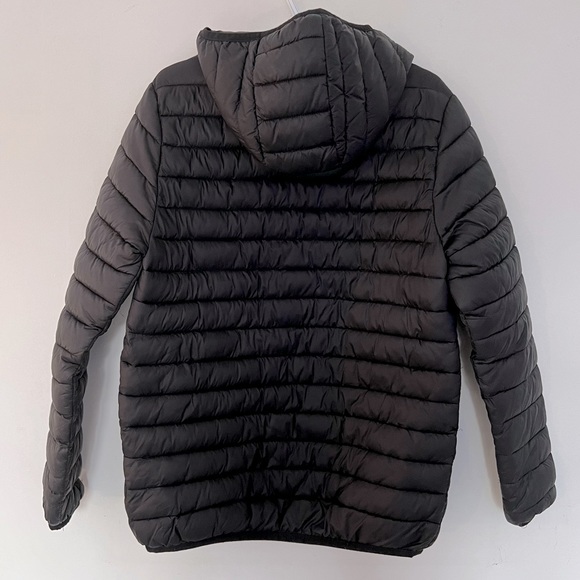 H&M Divided Lightweight Black Puffy Vest - Picture 3 of 7